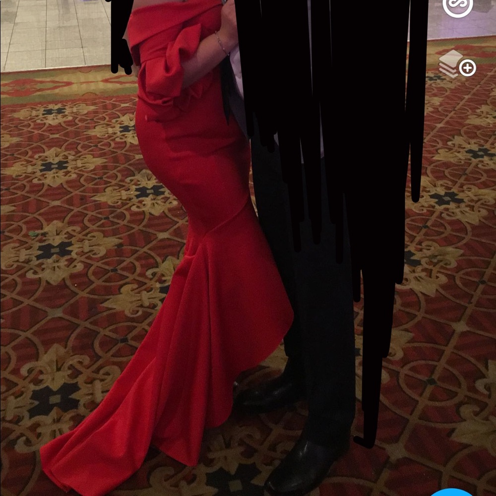 High low dress / evening gown